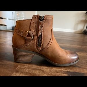 Teva waterproof boots